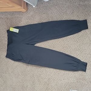 All in Motion Jogger Cargo Pants